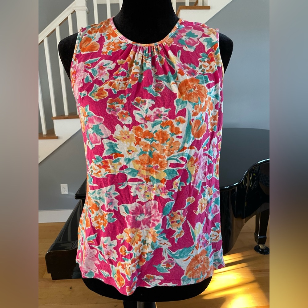 Floral Tank Flair